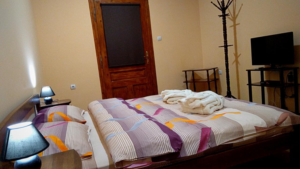 Guest House Fun And Rest Plovdiv Bagian luar foto